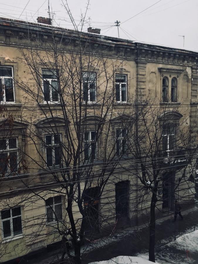 Modern Chaikovskogo Apartment Lviv Exteriör bild