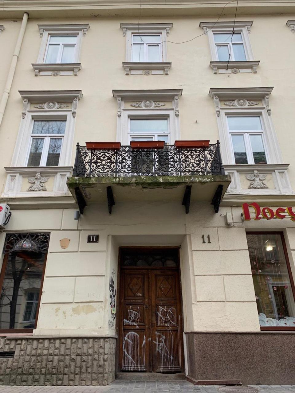 Modern Chaikovskogo Apartment Lviv Exteriör bild