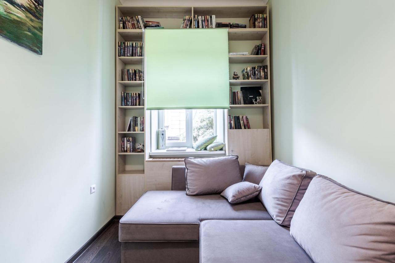 Modern Chaikovskogo Apartment Lviv Exteriör bild