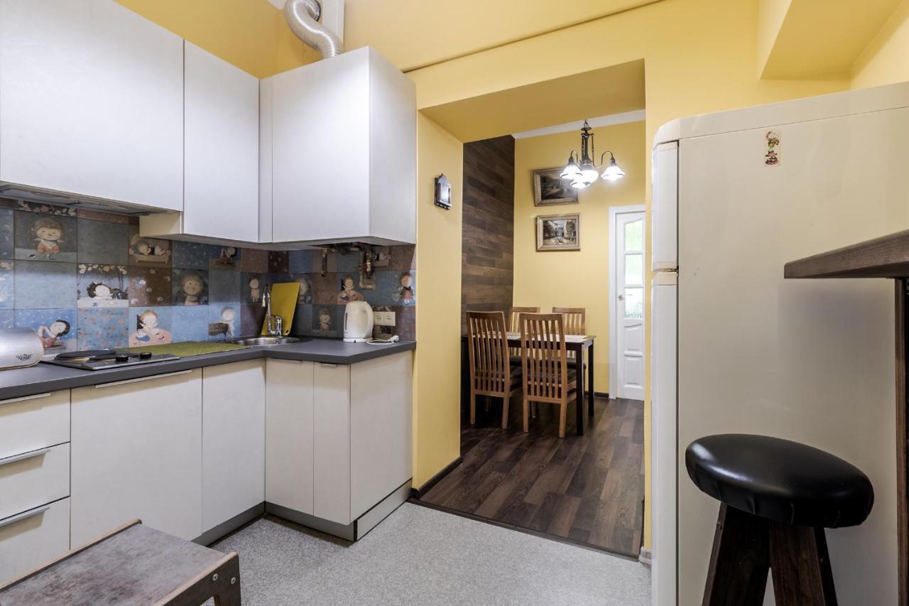 Modern Chaikovskogo Apartment Lviv Exteriör bild